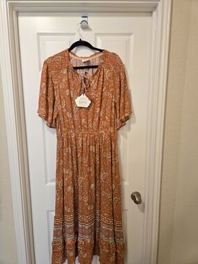 Knox Rose Rust Paisley Maxi Dress with Tie Neck